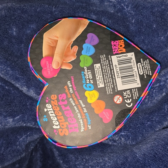 Teenie Squeeze Hearts Nee Doh Set - Picture 2 of 2
